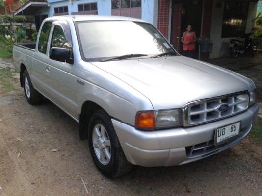 ขายรถ Ford Ranger 2.5 Cab รถบ้าน สภาพพร้อมใช้ครับ