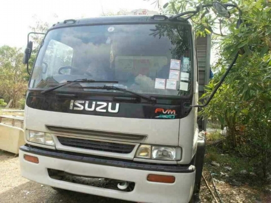รถอีซูซุ 6 ล้อ รั้ว ( ไม่ดั้ม ) 195 แรงม้า. ปี 42  สนใจติดต่อ 081 - 6079515
