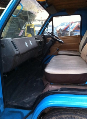 ขายหกล้อ NPR115เครื่อง4BD1 หัวคัสซี ยางดีทุกเส้น ขายหกล้อ NPR115เครื่อง4BD1 หัวคัสซี ยางดีทุกเส้น