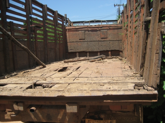 หัวยาว EH 700 /  168 แรง เกียร์กลาง   2 เพลา เบรคทิฟฟี่ 340,000 บาท