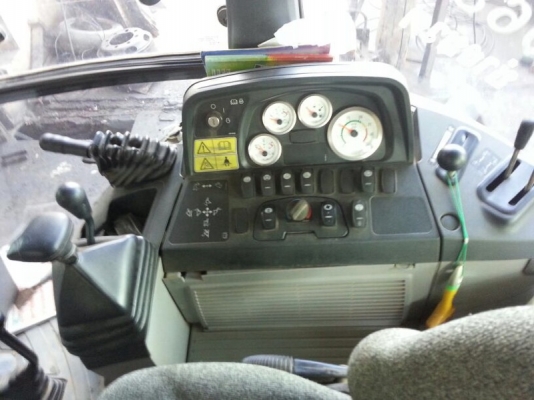 รถตัก CAT 422E  ( รถใช้งาน 3,200 ซม. )   สนใจติดต่อ 081 - 6079515