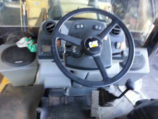 รถตัก CAT 422E  ( รถใช้งาน 3,200 ซม. )   สนใจติดต่อ 081 - 6079515