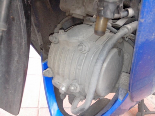 ขายเวฟ 125 R ปี 49 กุญแจใหญ่ สภาพภายนอกดีเดิมๆ,เครื่องดีไม่หลวม,ภาษีไม่ขาด เล่มพร้อมโอน