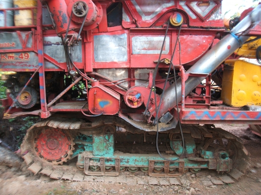 ขายรถเกี่ยวข้าวศักดิ์พัฒนา บิ๊ก 37 ขายรถเกี่ยวข้าวศักดิ์พัฒนา บิ๊ก 37