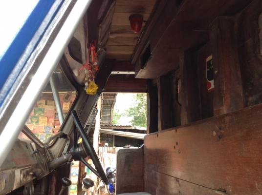 ขาย 6 ล้อหัวยาว  เครื่อง 6BB1 145 แรงม้า คัสซีสวย เฟืองท้าย FUSO สโลว์เกียร์กลาง พวงมาลัยพาวเวอร์ เอกสารทะเบียนพร้อมโอนครับ