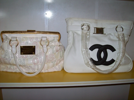 ขายกระเป๋าชาแนลและหลุยวิคตองเกรด A ราคาถูก