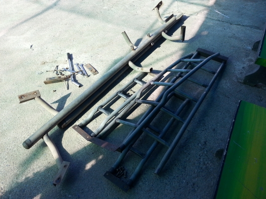 เพื่อนฝากขายครับ คอกเหล็กประปา รถโตโยต้า vigo แค็ป มีบันไดข้างสภาพดี สูงประมาณ 1.20ม. ราคา7500 บาทครับ เพื่อนฝากขายครับ คอกเหล็กประปา รถโตโยต้า vigo แค็ป มีบันไดข้างสภาพดี สูงประมาณ 1.20ม. ราคา7500 บาทครับ