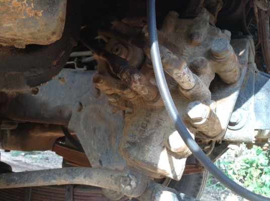 ขายเทเลอร์ 10 ล้อเพลาเดียว KT925 เครื่อง EH700 168 HP เบรคทิฟฟี่ พวงมาลัยพาวเวอร์ ยางใหม่ 10 เส้น ทะเบียนเต็มพร้อมโอน