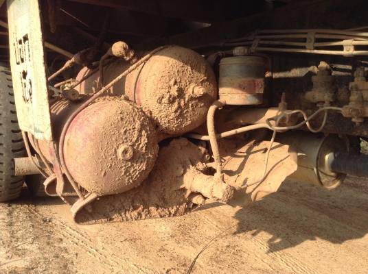 ขายเทเลอร์ 10 ล้อเพลาเดียว KT925 เครื่อง EH700 168 HP เบรคทิฟฟี่ พวงมาลัยพาวเวอร์ ยางใหม่ 10 เส้น ทะเบียนเต็มพร้อมโอน