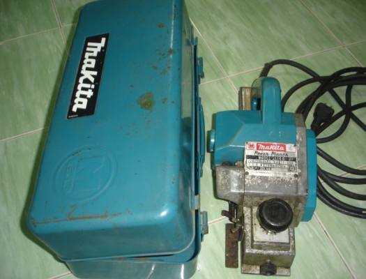 ขายกบไฟฟ้า 3 นิ้ว Makita รุ่น 1100 (750w.)