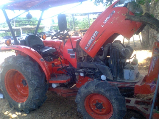 ขายรถไถนาคูโบต้า L3608   36แรงราคา230000