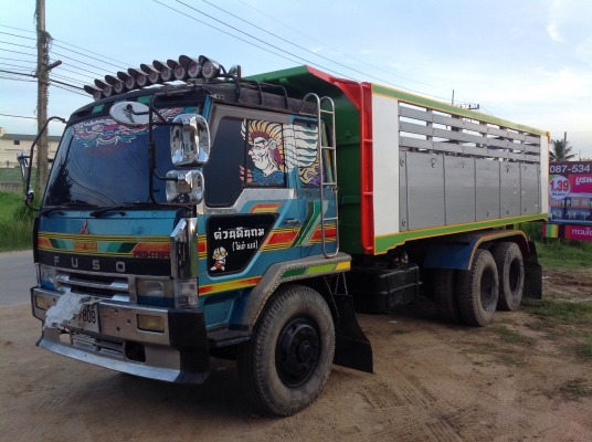 ขายสิบล้อดั้ม เฉินหลง 2 เพลา