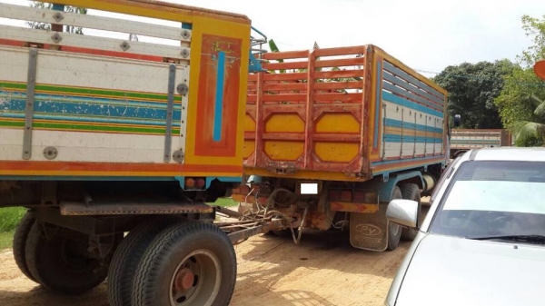 ขายดาวน์ รถ สิบล้อ HINO FM  3M 240 แรง ติดก๊าช พ่วงแม่ลูก ดั้มมิเนียม รถยังวิ่งงานอยู่  สนใจนัดดูรถได้