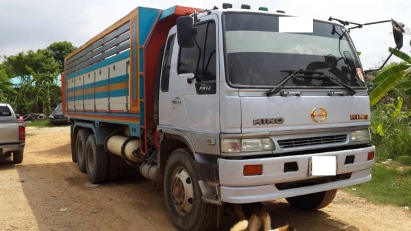 ขายดาวน์ รถ สิบล้อ HINO FM  3M 240 แรง ติดก๊าช พ่วงแม่ลูก ดั้มมิเนียม รถยังวิ่งงานอยู่  สนใจนัดดูรถได้