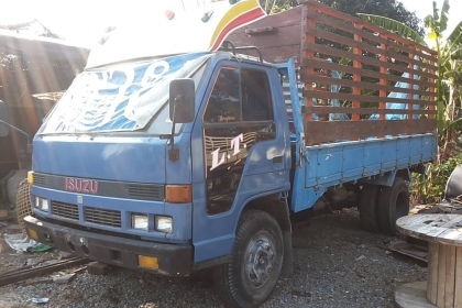 **275,000 บ.ต่อรอง**ขาย 6ล้อประกอบNPR110 ISUZU NPR57L 4BE1 110แรงฝาดำ เครื่องดี แน่นดี แรง ช่วงล่าง115 6น็อต หน้า-หลัง คัสซีดี ไม่ปะไม่ดาม สาดสีมาใหม่ กระบะพื้นไม้คอกไม้สภาพดี ไม่ผุ หัวเก๋งดี ภายในโอเค ไม่ผุ พ.พาวเวอร์ ยางดี6เส้น พร้อมใช้ พร้อมลุยงาน ม.79 **275,000 บ.ต่อรอง**ขาย 6ล้อประกอบNPR110 ISUZU NPR57L 4BE1 110แรงฝาดำ เครื่องดี แน่นดี แรง ช่วงล่าง115 6น็อต หน้า-หลัง คัสซีดี ไม่ปะไม่ดาม สาดสีมาใหม่ กระบะพื้นไม้คอกไม้สภาพดี ไม่ผุ หัวเก๋งดี ภายในโอเค ไม่ผุ พ.พาวเวอร์ ยางดี6เส้น พร้อมใช้ พร้อมลุยงาน ม.79