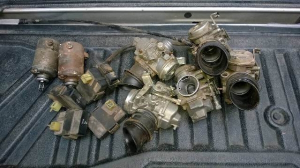 ขาย อะไหล่ CBR150 CBR150i  มีหลายอย่างคับ