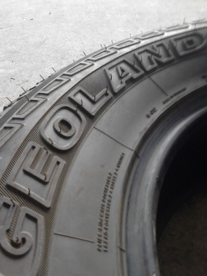 ใหม่ๆ ปี2013 YOKOHAMA GEOLANDER A/T-S 265/70R16  ชุด  4 เส้น โทร.081-427-3941