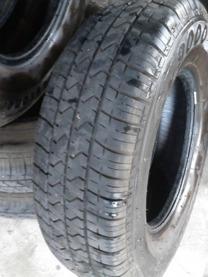 ปี2013.  195R14  Firestone CV9000  มี 4;เส้น  tel.081-427-3941