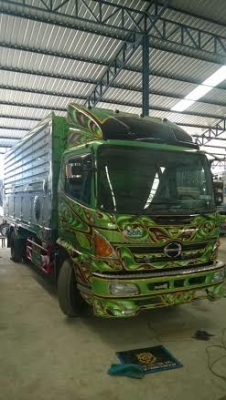 ขายด่วน รถบรรทุก HINO  สนใจติดต่อสอบถามข้อมูลได้ที่เบอร์ 086-6772256 (เฮียตี๋) 081-9832626 (เฮียโชค)