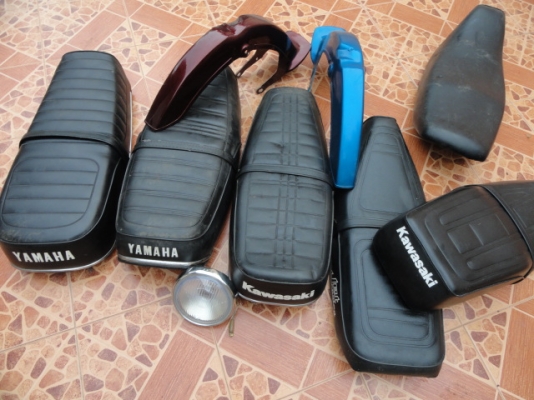 ขายเบาะเดิมพื้นเหล็ก บังโคลนหน้า c 700