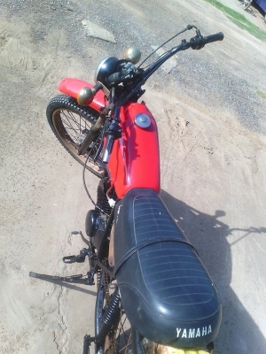 ขาย DT100  เครื่องติดขี่ได้  สนใจติดต่อ ราคาถูก 0933211668 0836798716