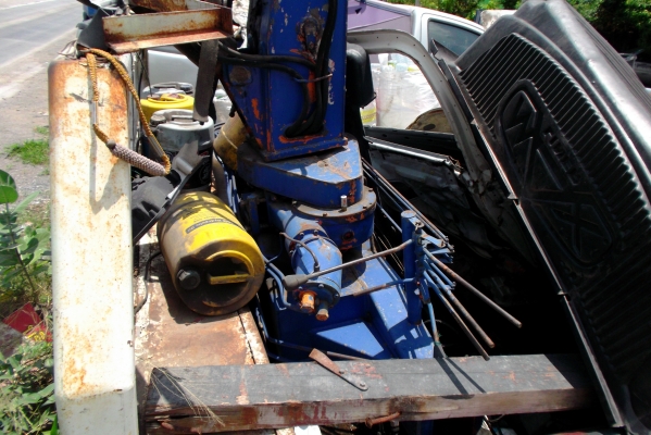 ขายด่วนเครนUNIท้องแบน3ตัน1ปอก2ชักสภาพสวยอุปกรณ์ครบ