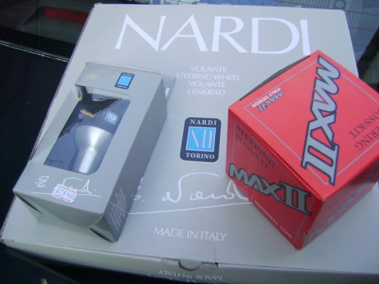 พวงมาลัย NARDI