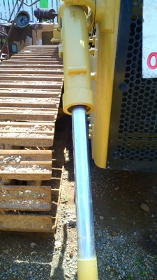 รถแทรคเตอร์ CAT ดี5B เกียร์ตัด รถสวย ทำงานดี ไม่มีทะเบียน ชอบราคาเท่าไร ต่อรองกันได้ครับ