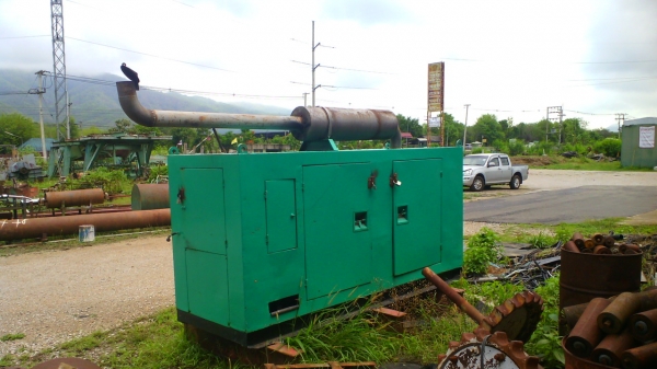 เครื่องปั่นไฟฟ้า ขนาดกำลังผลิต 175 KWA เครื่องดีเซล คัมมินส์ หกสูบ สภาพพร้อมใช้งาน