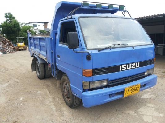 ขายด่วน รถหกล้อ ดั้ม ISUZU NPR 130 สภาพพร้อมใช้