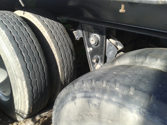 ขายลูกพ่วง3คาน สามมิตรไม่ดั้ม ยาว 7 เมตร ปี 53 สภาพสวยๆ