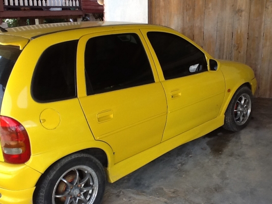 ขายโอเปิ้นเครือ่งโตโยต้า.  . เครื่อง1300.  เกียร์ออโต้วิทยุ   แอ.   เอกสารชุดโอนรถใช้งานทุกวันครับ