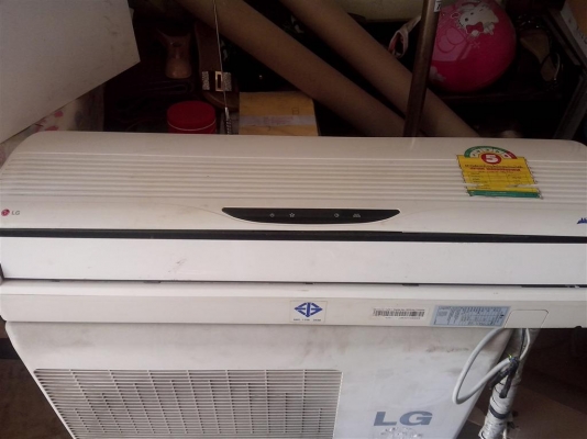 ขายเเอร์ 9000 BTU สภาพสวย มีรีโมทย์