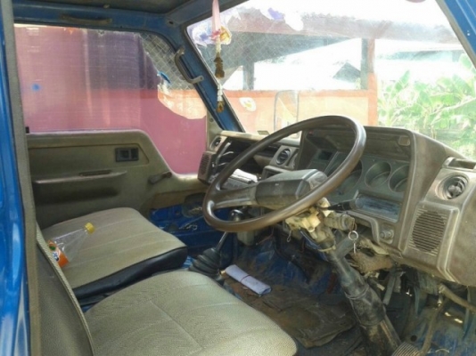 ขายTOYOTA 4ล้อ BU61เครื่อง90แรง พร้อมคอกเหล็ก แชชซีสวย เครื่องดี เอกสารพร้อมโอน