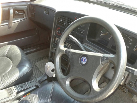 SAAB  2.3.....16v สภาพพร้อมใช้.....น้ำมัน+แก๊สหัวฉีด ขายด่วน..68,000
