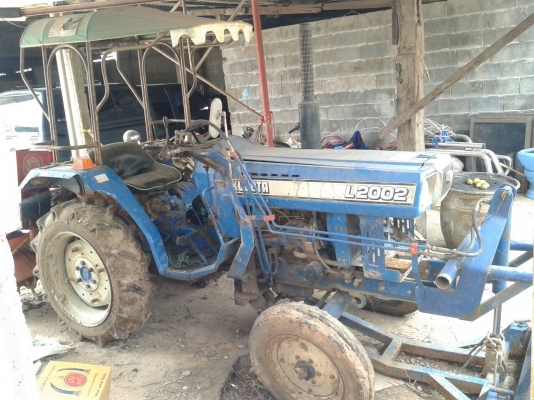 ขายรถไถ22แรง เครื่องดี พร้อมใช้งาน อุปกรณ์ดันหน้า ผานหลัง