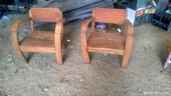 เก้าอี้แขนอ่อน