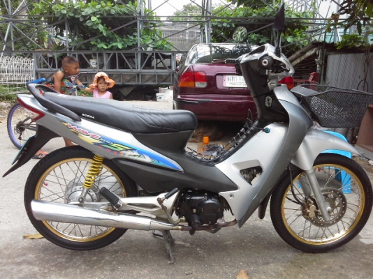 ขายเวฟ100 u-box