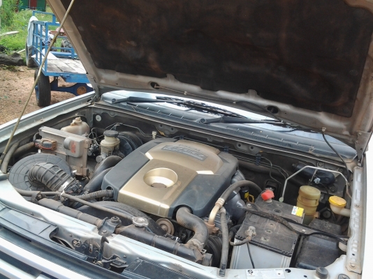 ISUZU DMAX 2.5SX ปี48 คอมอนเรล วิ่งน้อย140000 โล ขายตัดพ่อค้าไปทำกำไรได้ครับ