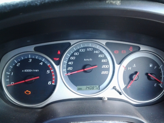 ISUZU DMAX 2.5SX ปี48 คอมอนเรล วิ่งน้อย140000 โล ขายตัดพ่อค้าไปทำกำไรได้ครับ