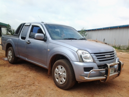 ISUZU DMAX 2.5SX ปี48 คอมอนเรล วิ่งน้อย140000 โล ขายตัดพ่อค้าไปทำกำไรได้ครับ