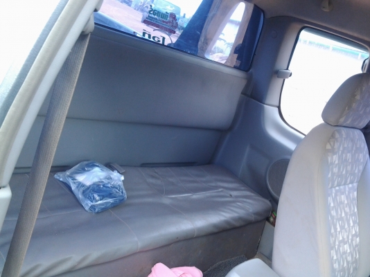 ISUZU DMAX 2.5SX ปี48 คอมอนเรล วิ่งน้อย140000 โล ขายตัดพ่อค้าไปทำกำไรได้ครับ