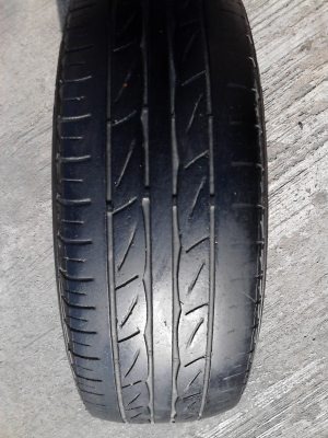 195/65R14 BRIDGESTONE TURANZA มี 1 เส้น TEL.081-427-3941