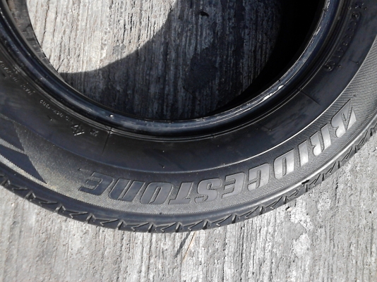 195/65R14 BRIDGESTONE TURANZA มี 1 เส้น TEL.081-427-3941