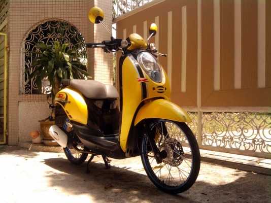 ขออนุญาติขาย HONDA Scoopy-i 110 cc. แต่งซิ่ง โอนให้ฟรีครับ