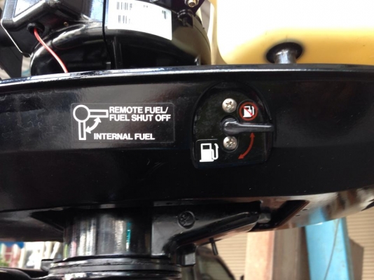 ขายเครื่องเรือเมอร์คิวรี่ 5 แรง # สดๆ -ตัวเล็ก-แจ๋ว สภาพนางฟ้าอีกตัว