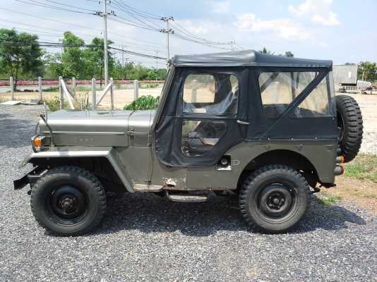 JEEP MITSUBISHI  MODEL J54 ผลิตปี 1975