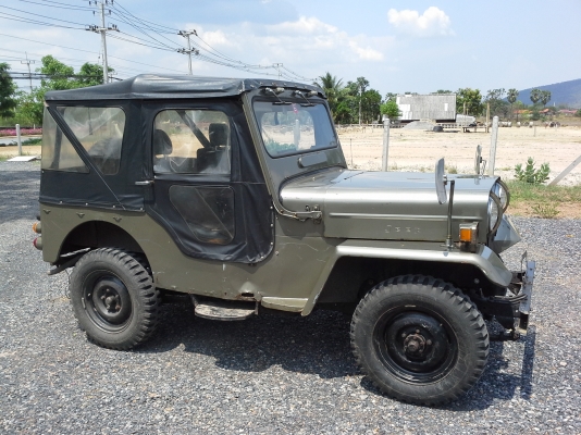 JEEP MITSUBISHI  MODEL J54 ผลิตปี 1975