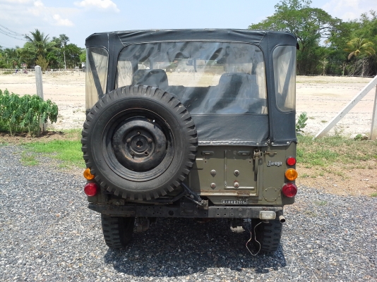 JEEP MITSUBISHI  MODEL J54 ผลิตปี 1975