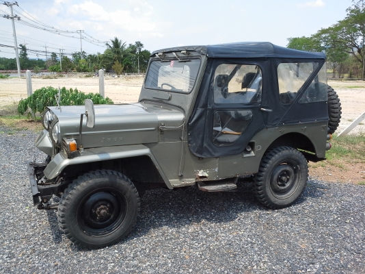 JEEP MITSUBISHI  MODEL J54 ผลิตปี 1975
